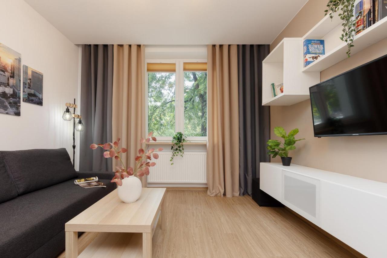 Roomy Apartment Oczapowskiego In Bielany By Noclegi Renters Varsavia Esterno foto